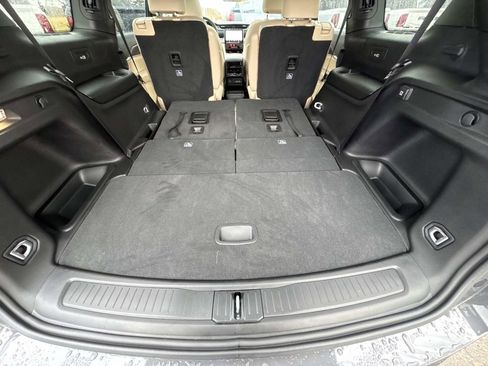 New 2025 Jeep Grand Cherokee L Limited AWD/4WD image 17
