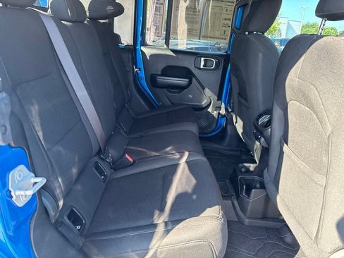 Used 2020 Jeep Gladiator Sport w/ Quick Order Package 24S AWD/4WD image 45