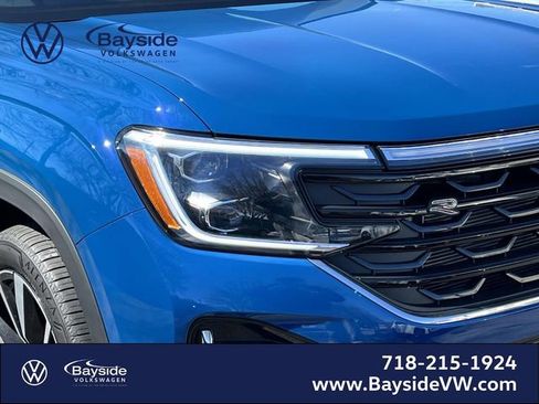 New 2026 Volkswagen Atlas Cross Sport SEL Premium R-Line image 11