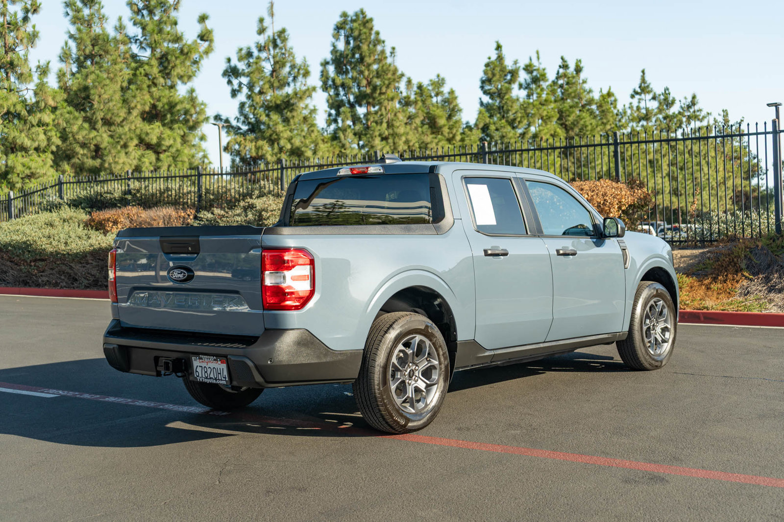Used 2025 Ford Maverick XLT FWD image 9