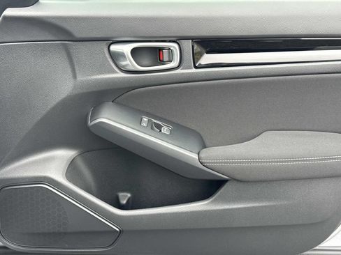 Used 2023 Honda Civic EX image 19