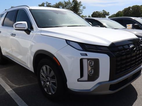 Used 2024 Hyundai Palisade SEL FWD image 1