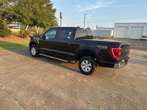 Used 2021 Ford F150 XLT image 11