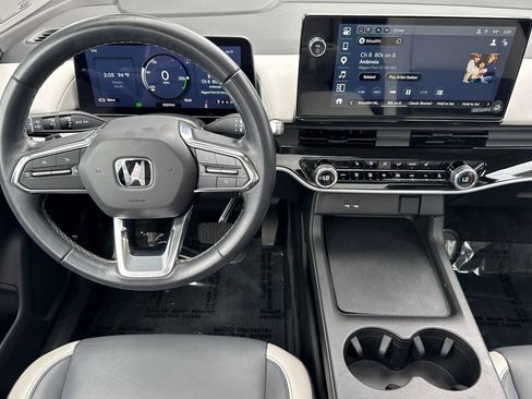 Used 2025 Honda Prologue Touring image 14