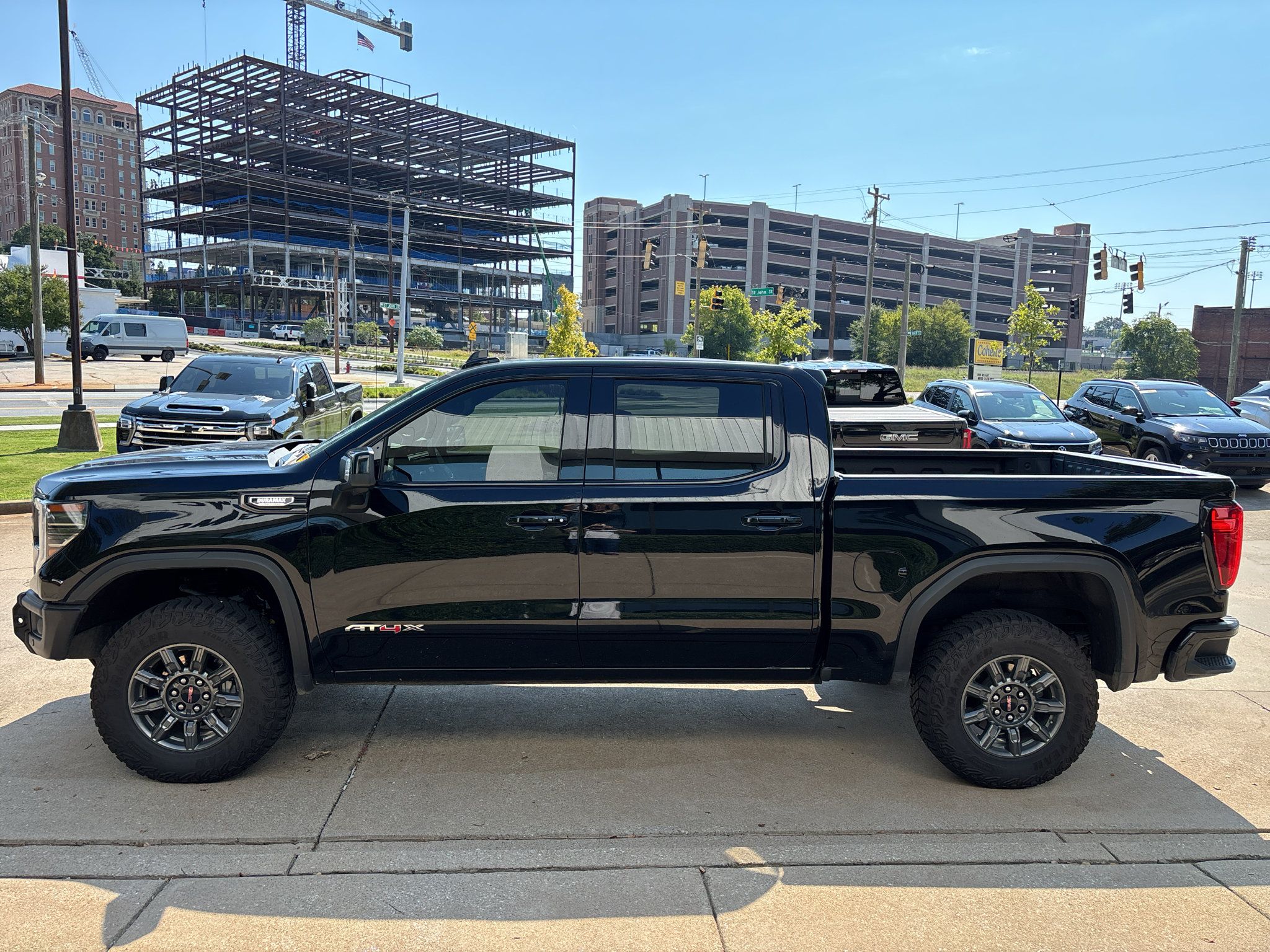 Used 2026 GMC Sierra 1500 AT4X AWD/4WD image 4