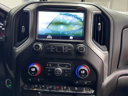 Used 2022 Chevrolet Silverado 1500 RST AWD/4WD image 23