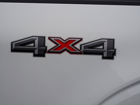 Used 2021 Ford F150 Lariat w/ Equipment Group 501A Mid image 16