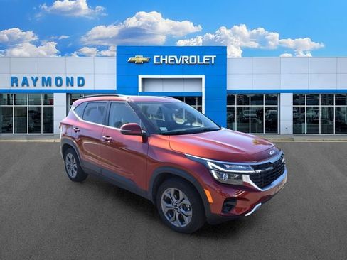 Used 2024 Kia Seltos S AWD/4WD image 10