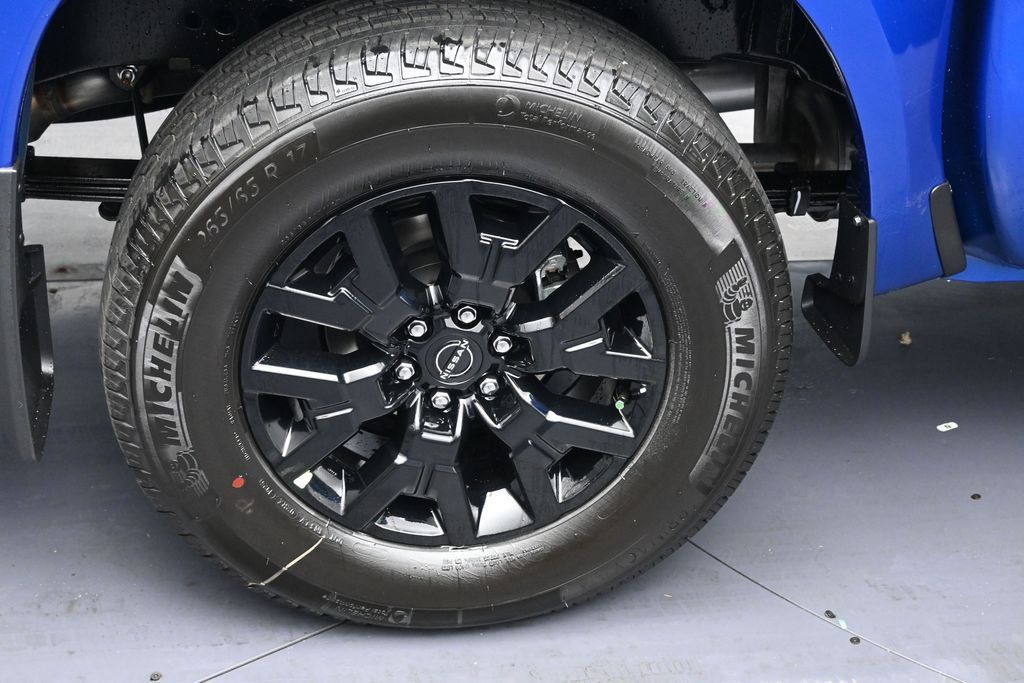 New 2026 Nissan Frontier SV w/ SV Convenience Package AWD/4WD image 5