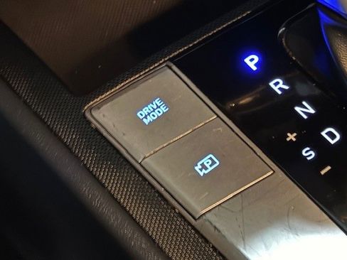 Certified 2023 Hyundai Elantra SEL image 22