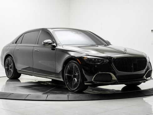 Used 2024 Mercedes-Benz Maybach S 680 4MATIC image 3