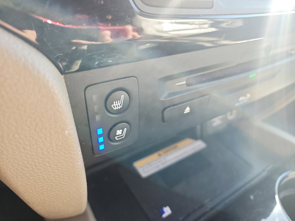 Used 2021 Honda Pilot Elite image 10