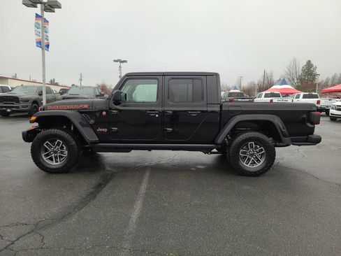 New 2026 Jeep Gladiator Mojave image 11