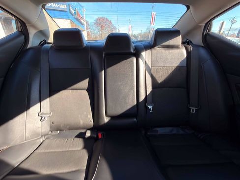 Used 2021 Nissan Altima 2.5 SR w/ SR Premium Package image 17