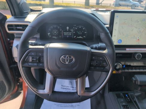 Certified 2025 Toyota Tacoma TRD Off-Road w/ TRD Off Road Premium Package image 18