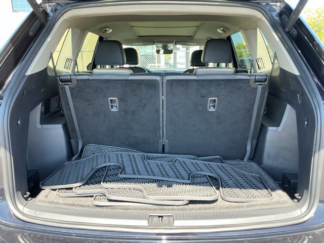 Certified 2023 Volkswagen Atlas SEL R-Line AWD/4WD image 19