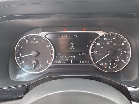 Used 2025 Nissan Pathfinder SV AWD/4WD image 15