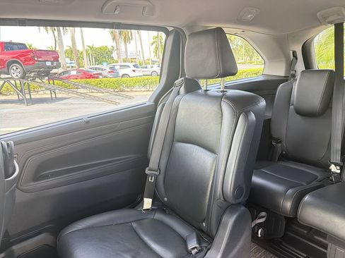 Used 2022 Honda Odyssey Touring image 13