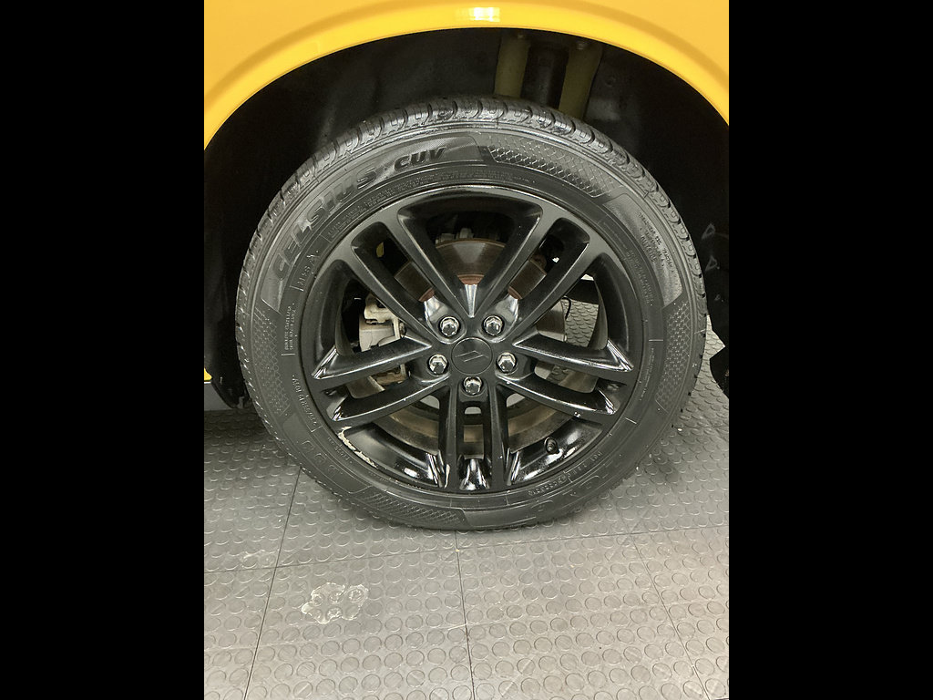 Used 2018 Dodge Challenger GT w/ Technology Group AWD/4WD image 25
