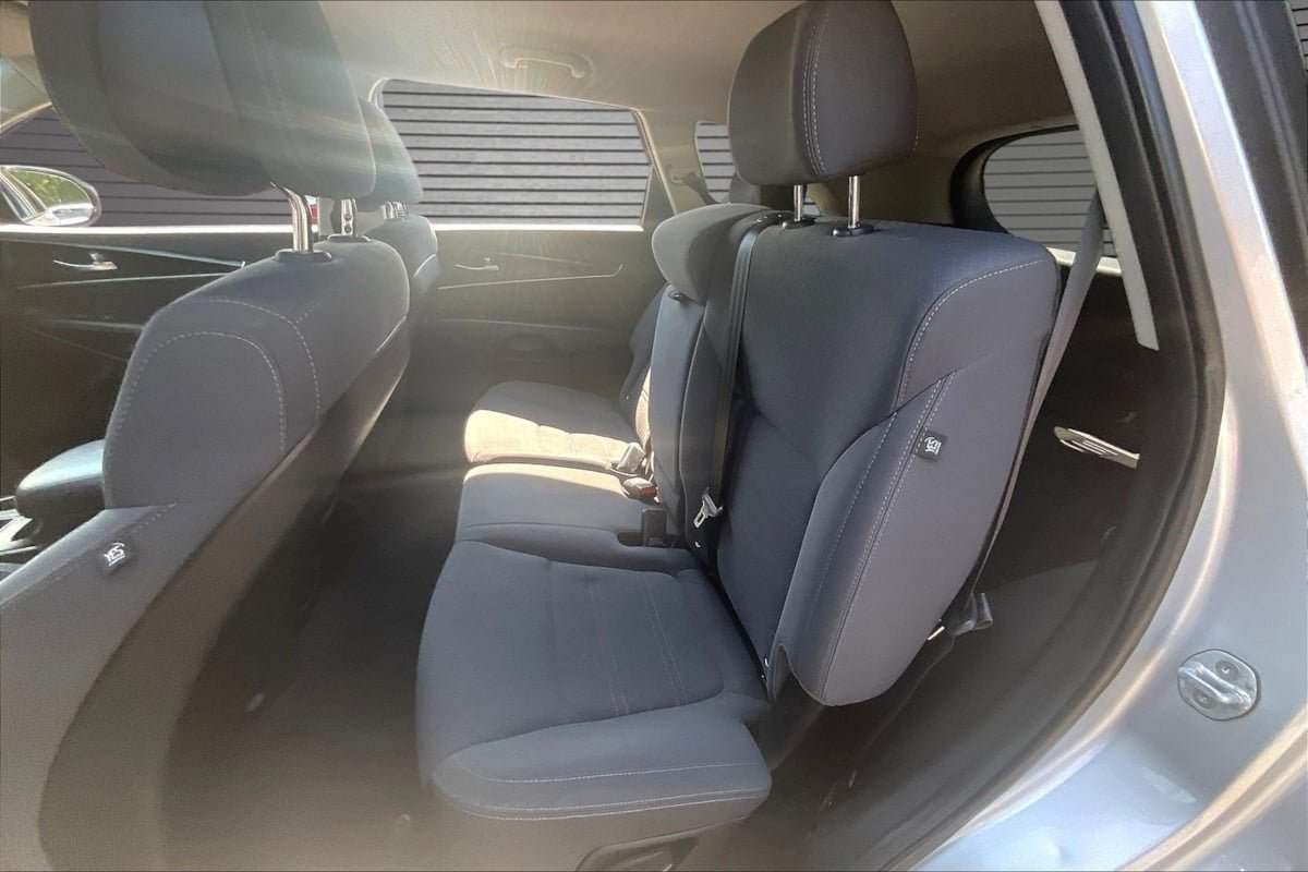 Used 2016 Kia Sorento L FWD image 21
