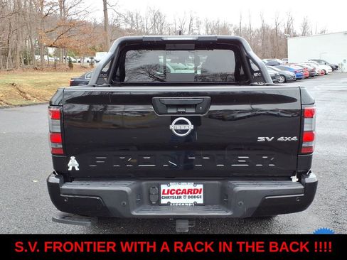 Used 2023 Nissan Frontier SV w/ SV Convenience Package image 6