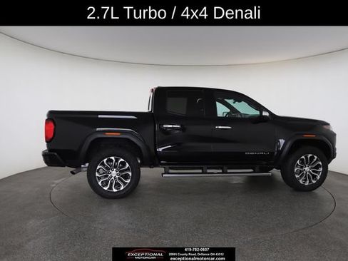 Used 2025 GMC Canyon Denali AWD/4WD image 22