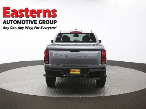 Used 2024 Chevrolet Colorado W/T RWD image 35