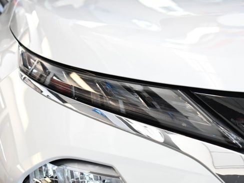 New 2026 Mitsubishi Outlander SE FWD image 4