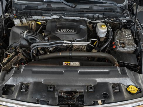 Used 2014 RAM 2500 Longhorn image 28