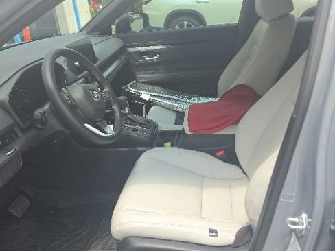 Used 2026 Honda CR-V Sport image 9