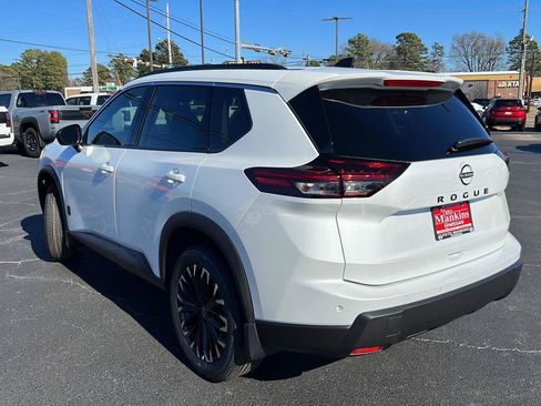 New 2026 Nissan Rogue SV image 7