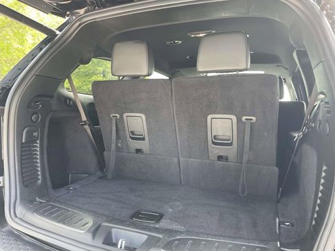 Used 2025 Dodge Durango GT AWD/4WD image 11