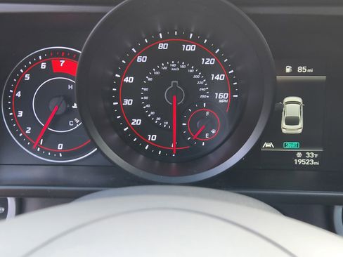 Certified 2023 Hyundai Elantra SEL image 10