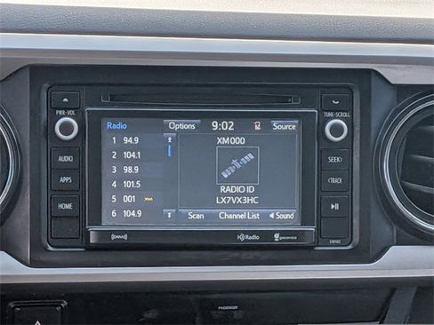 Used 2016 Toyota Tacoma SR5 w/ Towing Package image 17