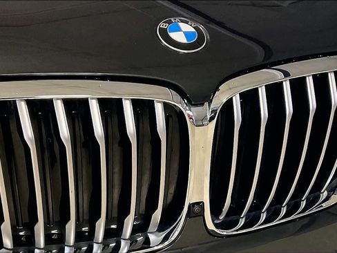 Used 2023 BMW X5 xDrive40i w/ Premium Package image 30