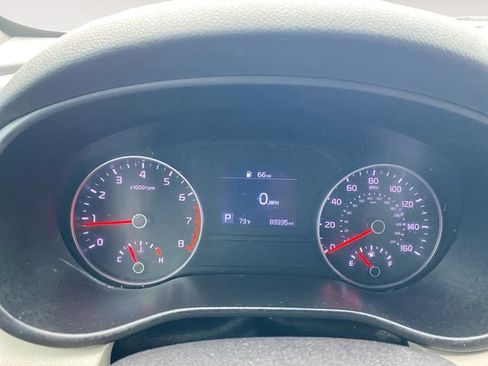 Used 2021 Kia Sportage S w/ S FWD Premium Package image 21
