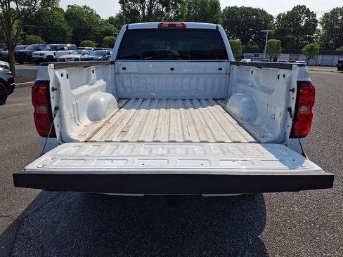 Used 2018 Chevrolet Silverado 1500 Custom w/ Trailering Package AWD/4WD image 29