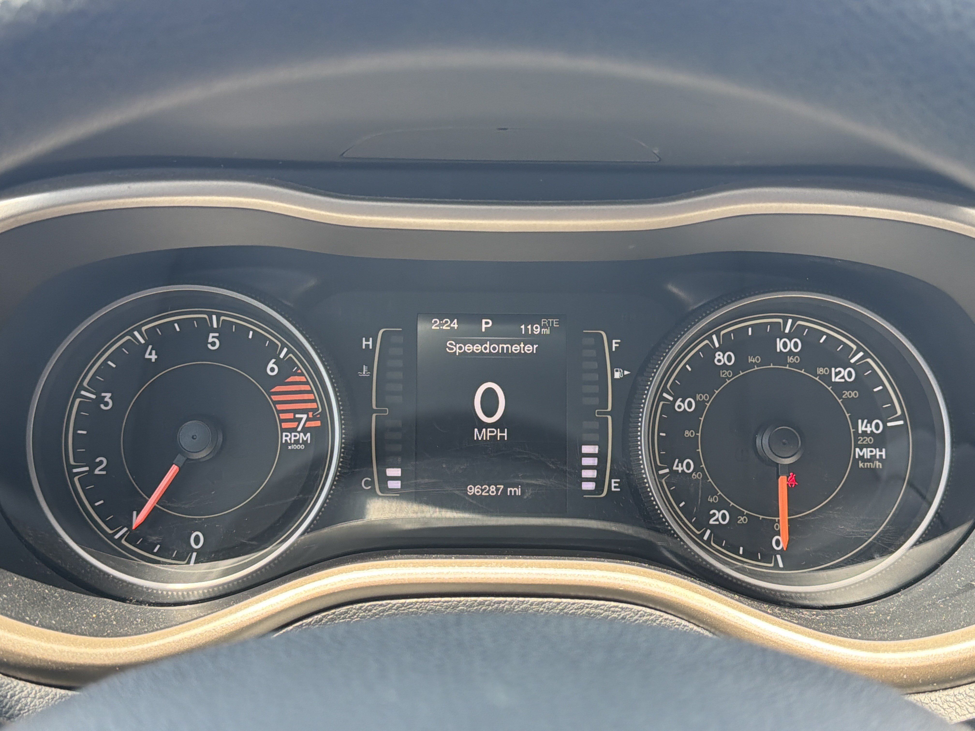 Used 2018 Jeep Cherokee Latitude FWD image 13