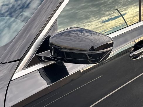 Certified 2022 BMW 330i Sedan w/ Convenience Package image 13