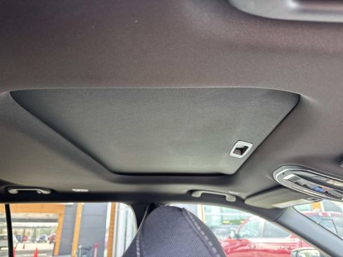 New 2026 Jeep Grand Cherokee L 2WD image 11