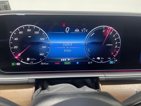 Used 2024 Mercedes-Benz GLE 450e GLE 450e image 32