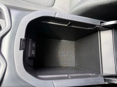 Used 2025 Toyota RAV4 XLE image 21