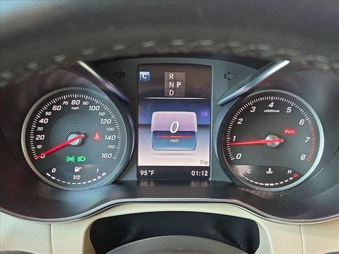 Used 2019 Mercedes-Benz GLC 300 image 11