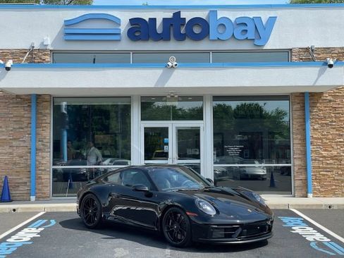 Used 2022 Porsche 911 Carrera 4 GTS AWD/4WD image 8