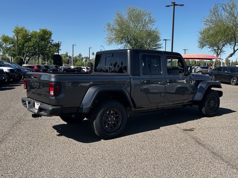 New 2025 Jeep Gladiator Sport AWD/4WD image 5