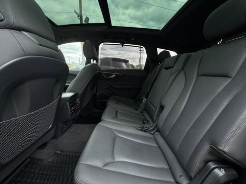 Used 2021 Audi Q7 3.0T Prestige w/ Prestige Package AWD/4WD image 25