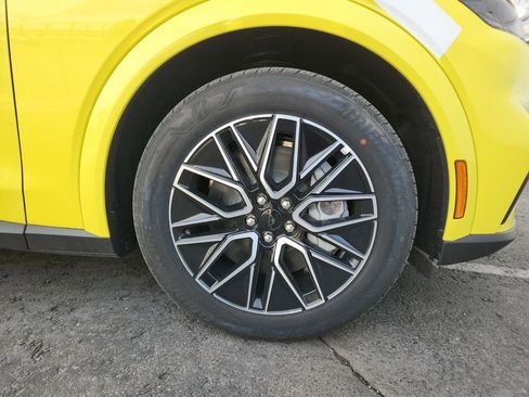 Used 2025 Ford Mustang Mach-E Premium image 6