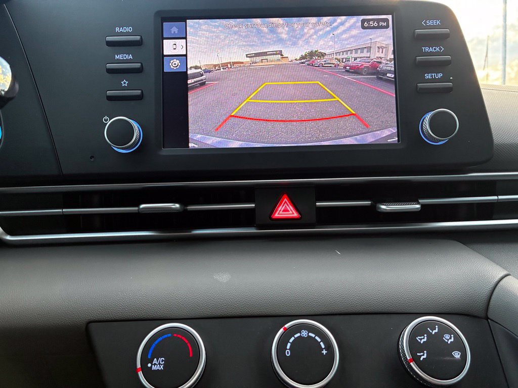 Certified 2026 Hyundai Elantra SE FWD image 15