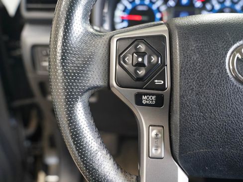 Used 2017 Toyota 4Runner Limited AWD/4WD image 14