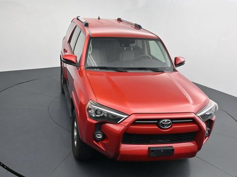 Used 2022 Toyota 4Runner SR5 Premium AWD/4WD image 17